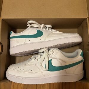 BRAND NEW Nike Women’s Court Vision Low with Teal Accents